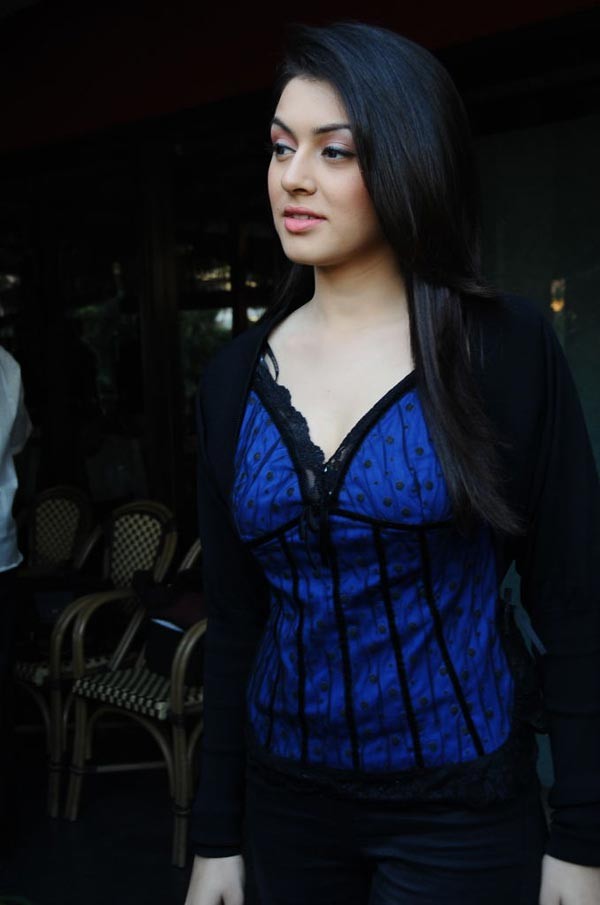 Hansika Photo Gallery - 20 / 71 photos